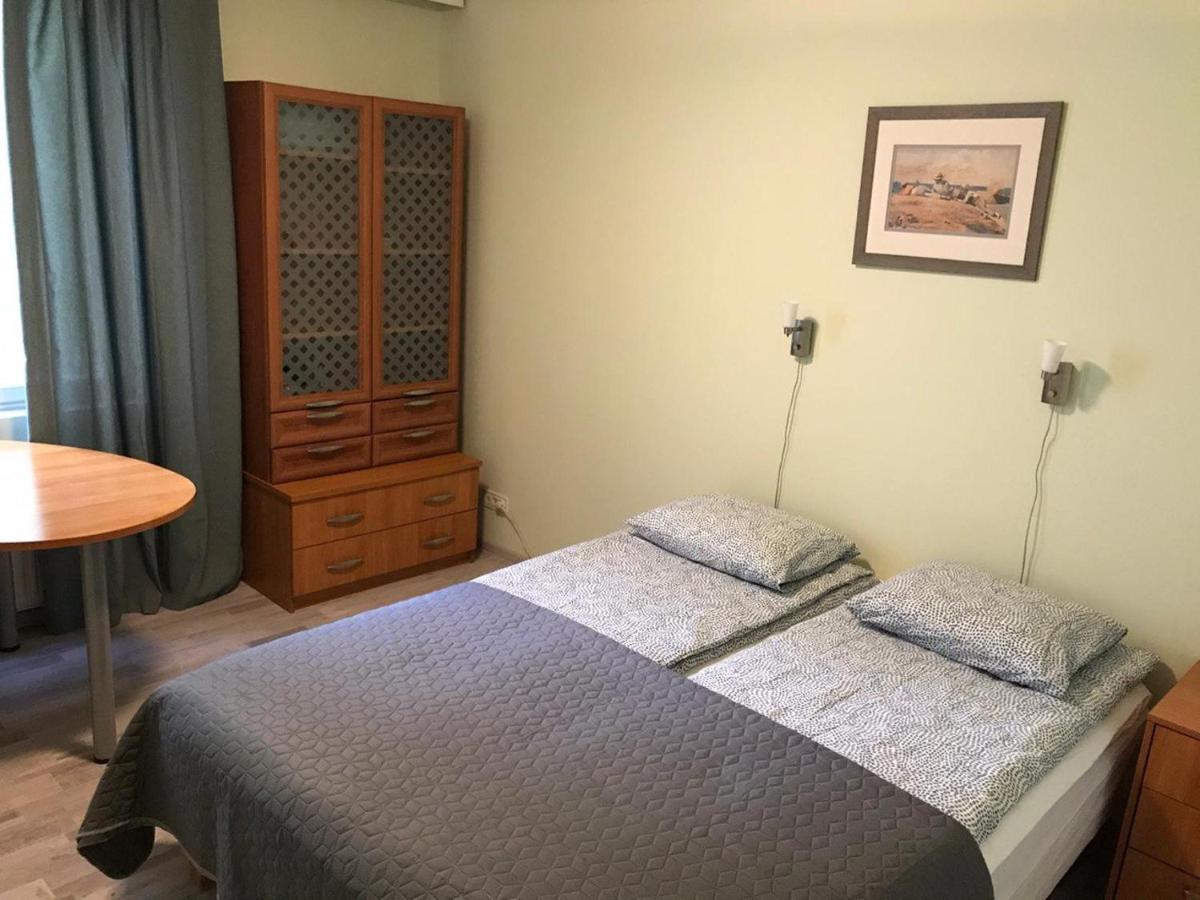 Spacious 1Bdrm Apartment Near Metro. Free Parking Vantaa Bagian luar foto
