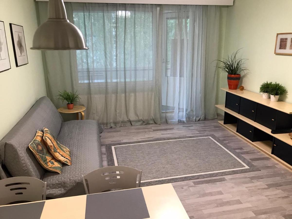 Spacious 1Bdrm Apartment Near Metro. Free Parking Vantaa Bagian luar foto